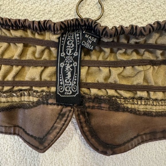 Vintage Y2K Brown Leather Cropped Vest - Picture 3 of 4